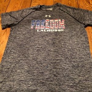 Never worn Under Armour T-shirt